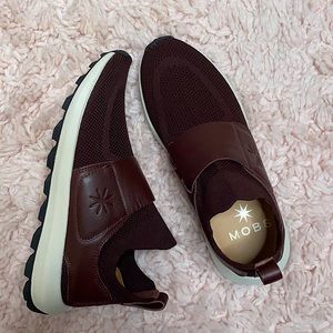 MOBS Grid Set TR Sneakers *never worn*